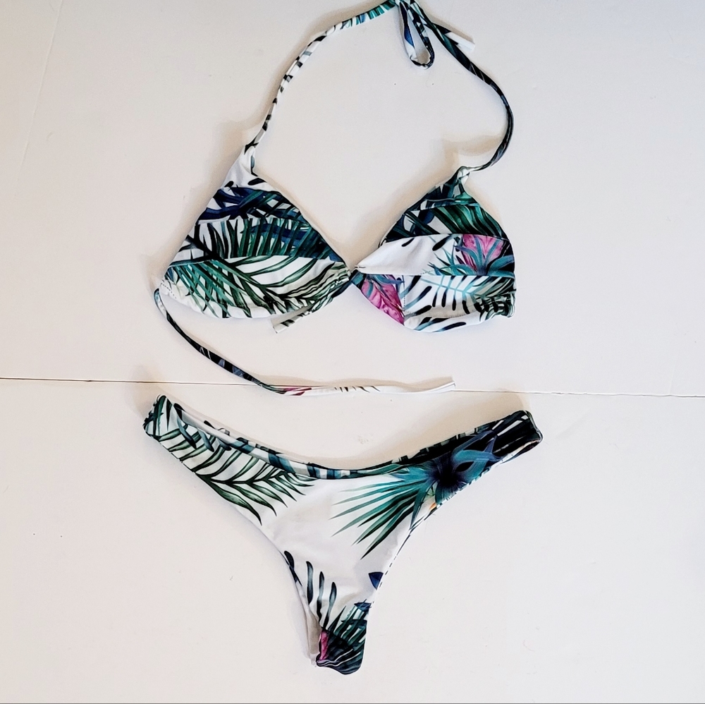 Tiny Bikini💫